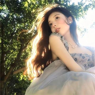 三个扑火的少年